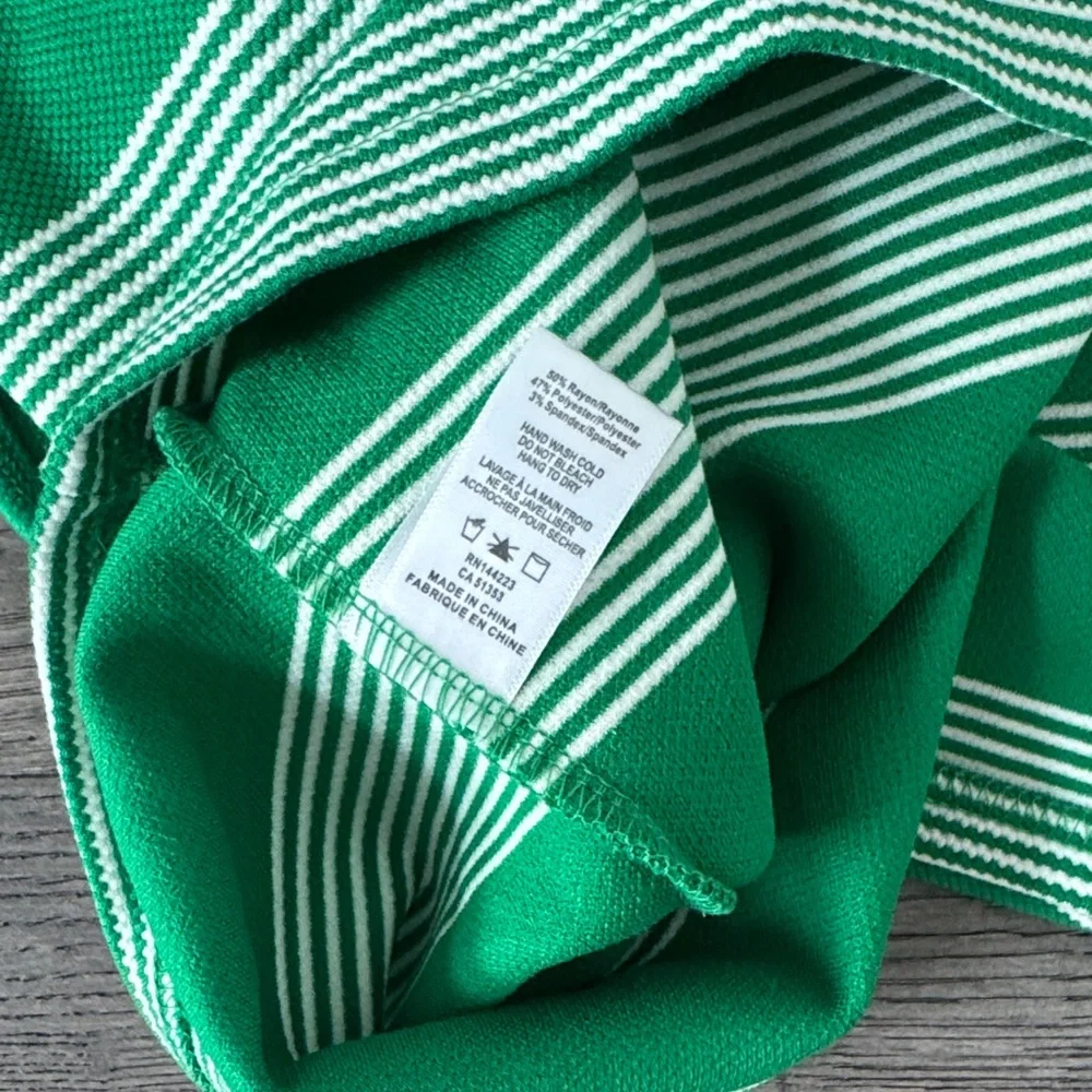 🌼ANTHROPOLOGIE🌼 NWT Green and White Striped Tank Top, Size XL - Picture 9 of 9